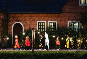 Halloween Safety Tips for Trick-Or-Treaters, Homeowners and Motorists